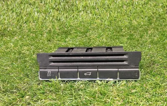 Traction control (ASR) switch