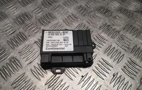 Mercedes-Benz C W204 Fuel injection pump control unit/module 0009003101 A0009003101