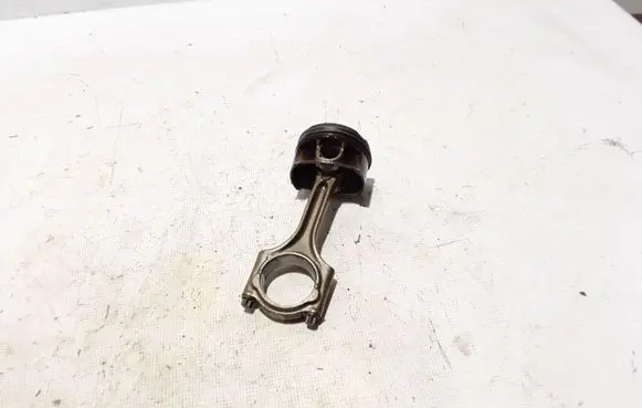 Volvo V60 Piston with connecting rod 32213692