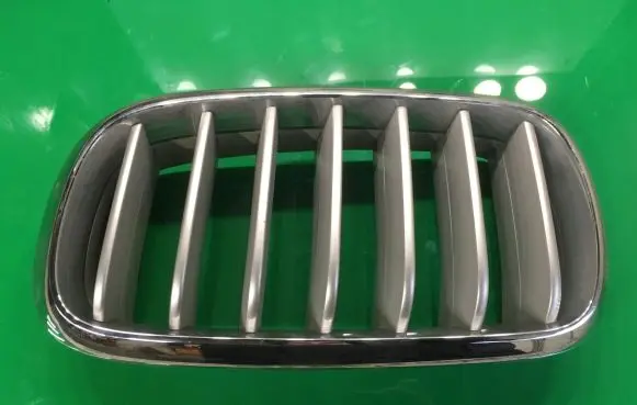 BMW X5 F15 Front bumper upper radiator grill 7316054