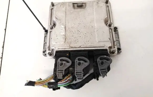 Fiat Ulysse Engine control unit/module 0281011033 9646719280