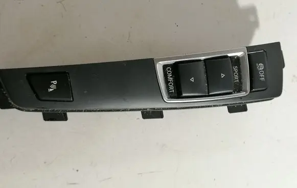 BMW 5 F10 F11 Parking (PDC) sensor switch 9202951