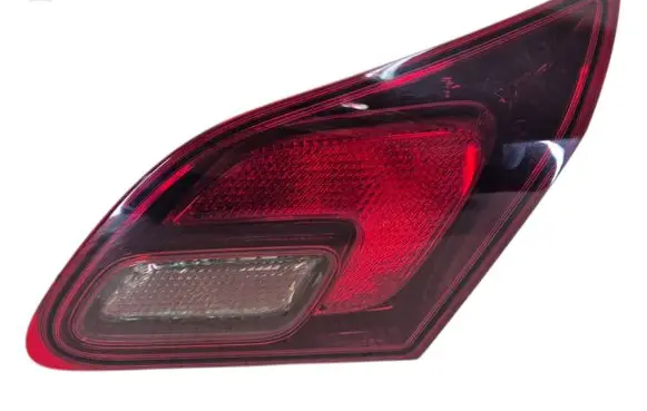 Opel Astra J Rear/tail lights 1090098