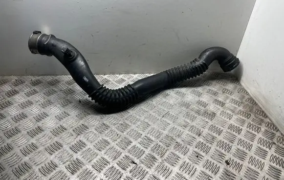 BMW 5 E60 E61 Intercooler hose/pipe 7803748