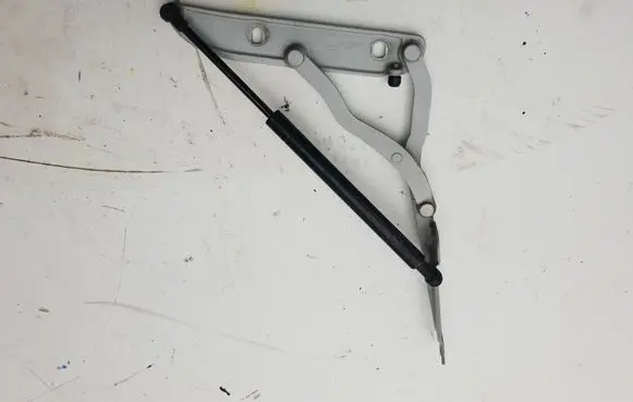 BMW 3 E46 Tailgate/trunk/boot hinge 8220074 41628220074