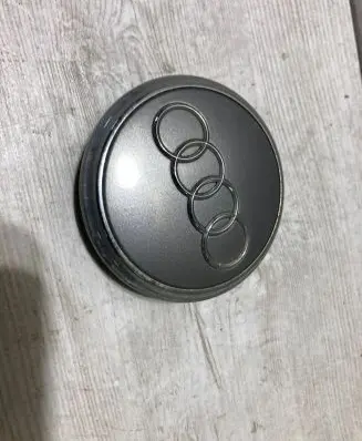 Audi A8 S8 D3 4E Original wheel cap 4L0601170
