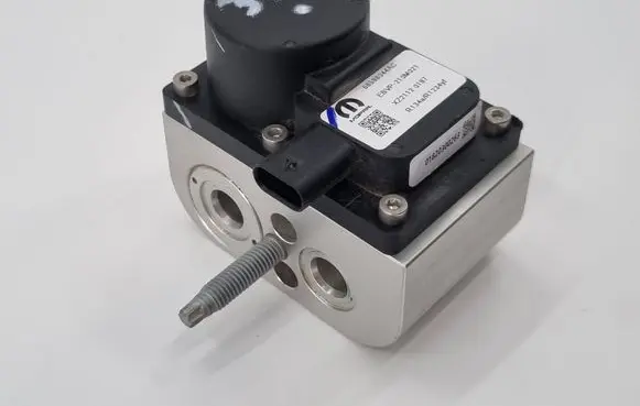 Dodge Charger Air conditioning (A/C) expansion valve 68598044AC