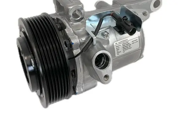 Suzuki Swift IV Air conditioning (A/C) compressor (pump) 9520180S00 4472803840