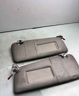 BMW 3 E46 Sun visor 857476