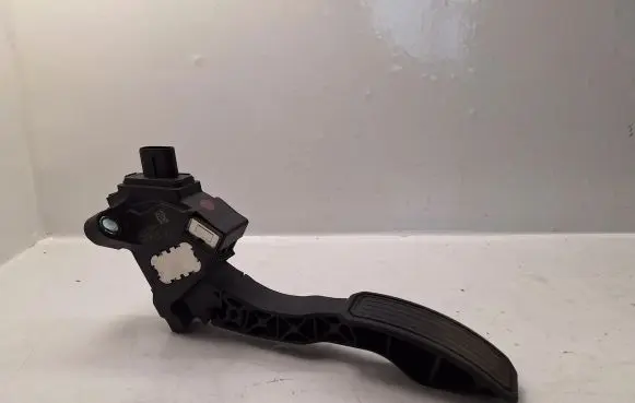 Toyota Verso Accelerator throttle pedal 7811002020 51060051879