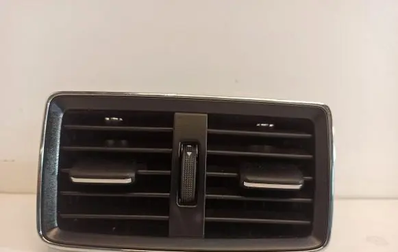 Skoda Karoq Dashboard side air vent grill/cover trim 565819203A