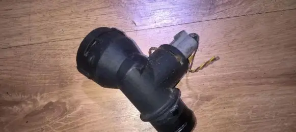Volkswagen PASSAT B6 Engine coolant pipe/hose 1k0122291ad