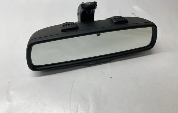 Jeep Cherokee Rear view mirror (interior) E11028005