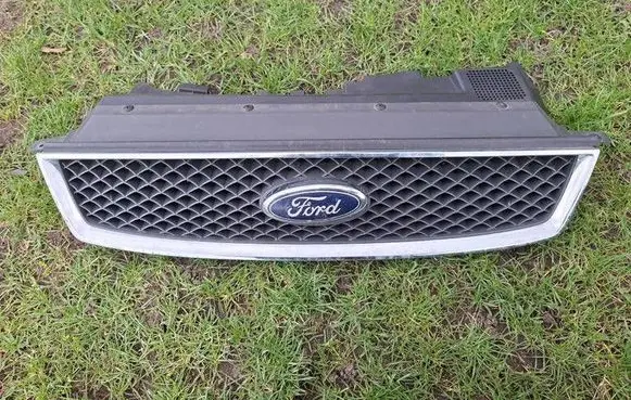Ford Focus C-MAX Front grill 3M51 R8B271