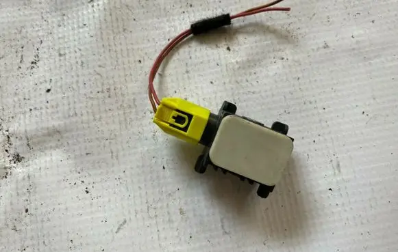 Mercedes-Benz ML W164 Airbag deployment crash/impact sensor A0038202826 0038202826