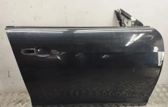 Maserati Ghibli Front door