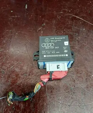 Audi A4 S4 B8 8K Light module LCM 8K5907357 00021402 00837914AA