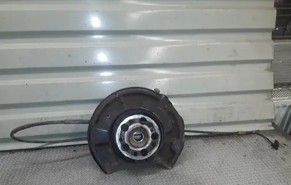 Mercedes-Benz E W211 Rear wheel hub spindle/knuckle 