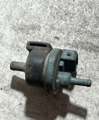 Volkswagen Polo III 6N 6N2 6NF Valve vacuum 054133459B