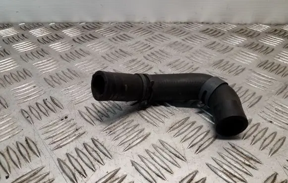 Volkswagen PASSAT B7 Engine coolant pipe/hose 5N0121051A