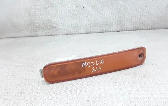 Mazda 323 Front indicator light 21061700