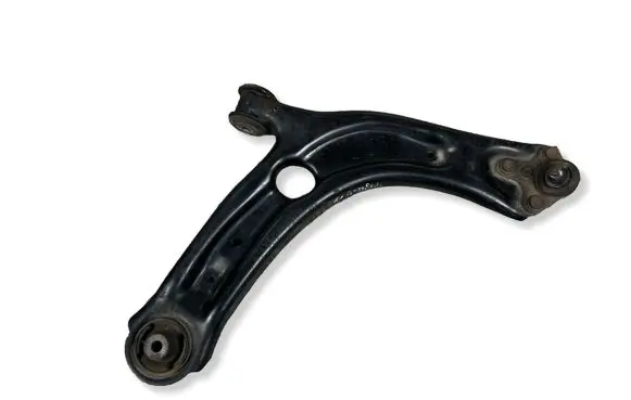 Volkswagen Tiguan Front lower control arm/wishbone 