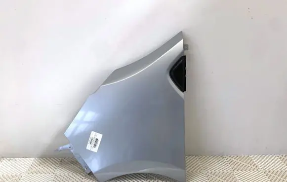 Renault Trafic III (X82) Fender 
