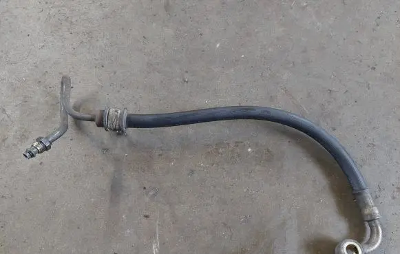 Mitsubishi Pajero Power steering hose/pipe/line