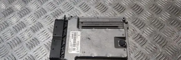 Maserati Quattroporte Engine control unit/module 670031346