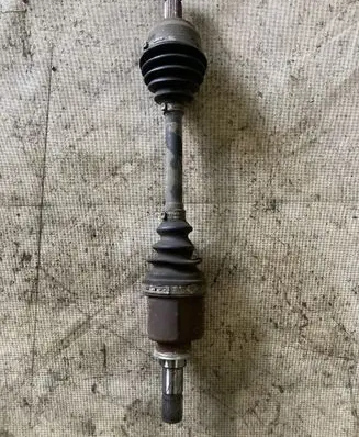 Renault Latitude (L70) Front driveshaft