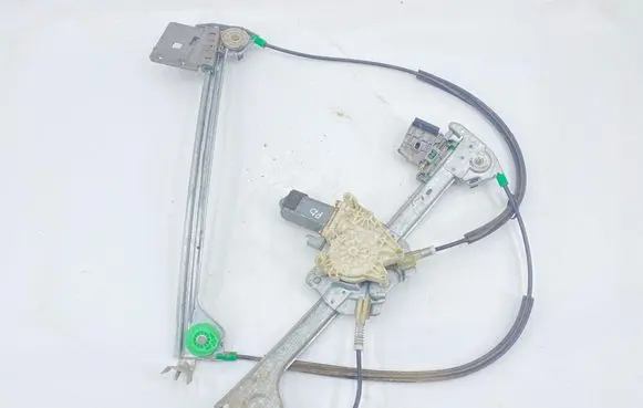 Peugeot 206 CC Front door electric window regulator 9636627580 1824105360105