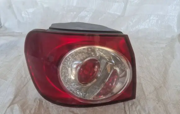 Volkswagen Golf Plus Rear/tail lights 5m0945095r