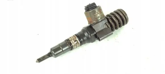 Fuel injector