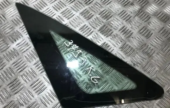 Ford Focus Rear side window
