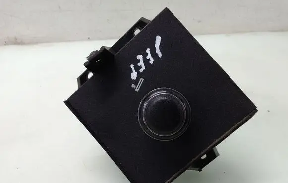 Jeep Cherokee XJ Cigarette lighter 