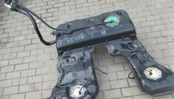 Audi A8 S8 D4 4H Fuel tank 
