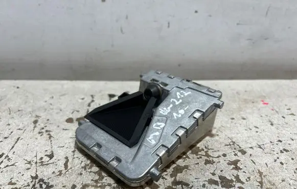 Mercedes-Benz E W212 Windshield/windscreen camera A0009007607 A0009024525 A2079012900