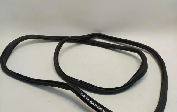 BMW 4 G22 G23 G24 G26 Trunk rubber seal (body) 