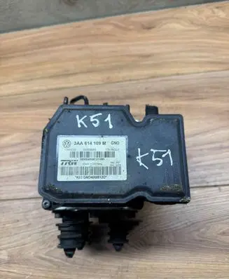 Volkswagen PASSAT B7 ABS Pump 3AA614109M 54085806B 17654032