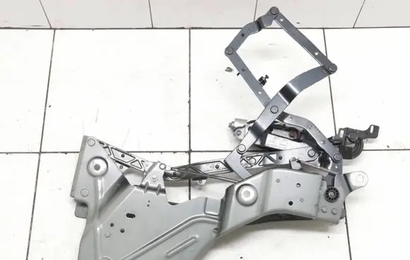 Renault Megane III Convertible roof hinge E95313424 799603186r E95313448