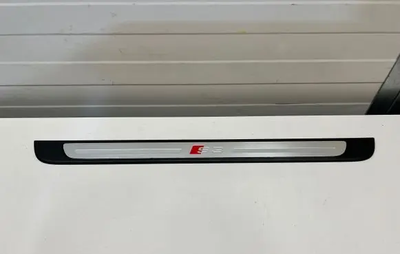 Audi A3 S3 8V Front sill trim cover 8v4853491D