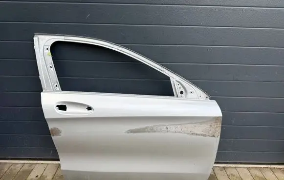 Mercedes-Benz GLA W156 X156 Front door a1567220210