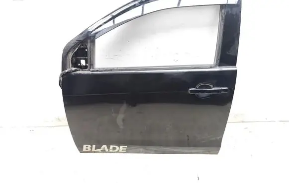 Isuzu D-Max Front door