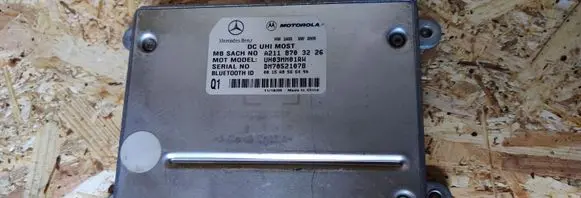 Mercedes-Benz SLK R171 Bluetooth control unit module A2118703226