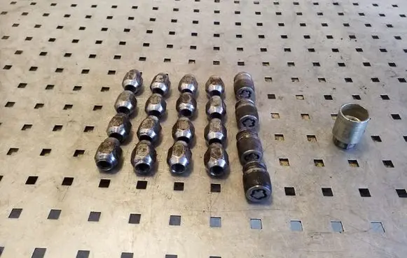 Hyundai ix35 Nuts/bolts 