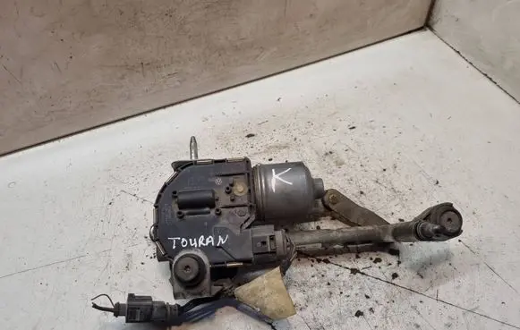 Front wiper linkage and motor