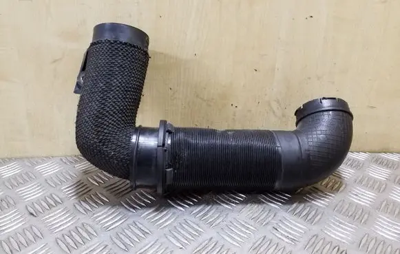 KIA Sorento Air intake duct part 282003E000