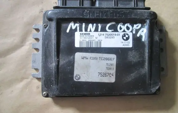 Mini One - Cooper R50 - 53 Engine control unit/module 7526784 S118012001 7520019