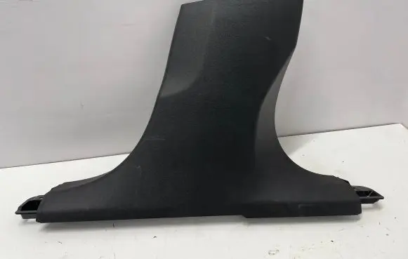 Volvo XC60 (B) pillar trim (bottom) 31425698