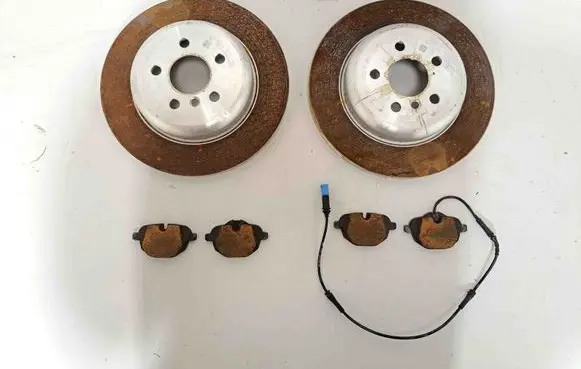 BMW X3 G01 Rear brake disc 6882246 6892641
